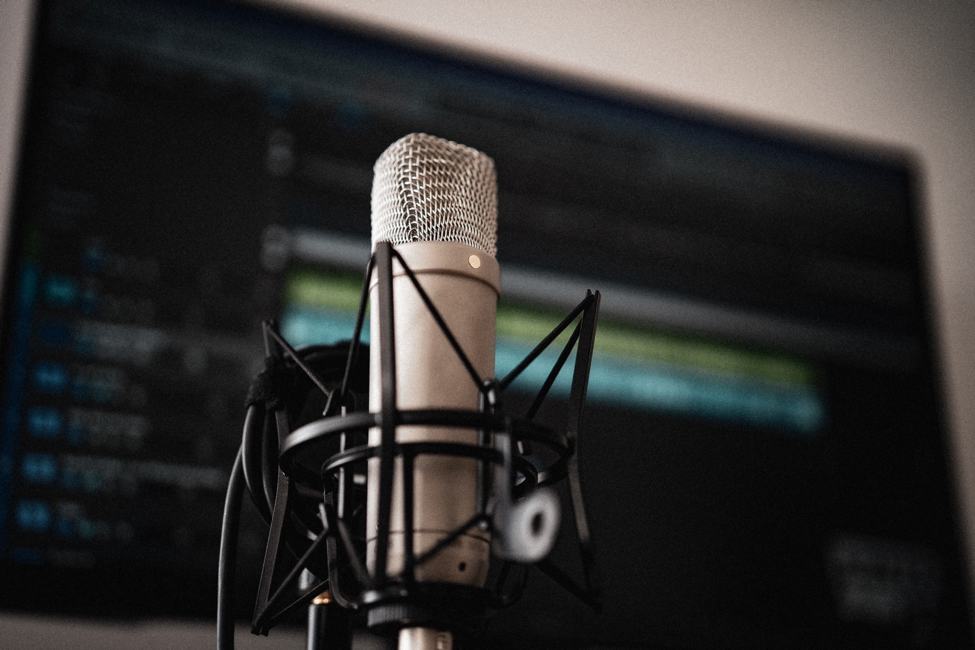 Microphone, headphones and podcast recording setup